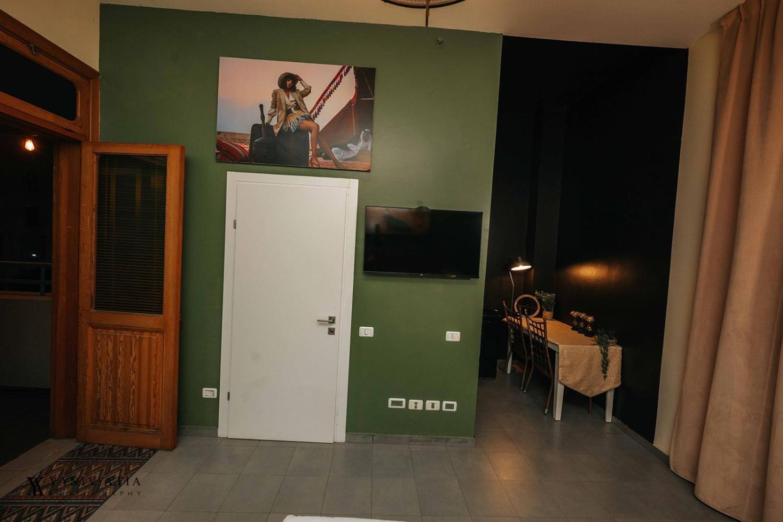 Inta Hotel (Adults Only) Tel Aviv Exteriör bild