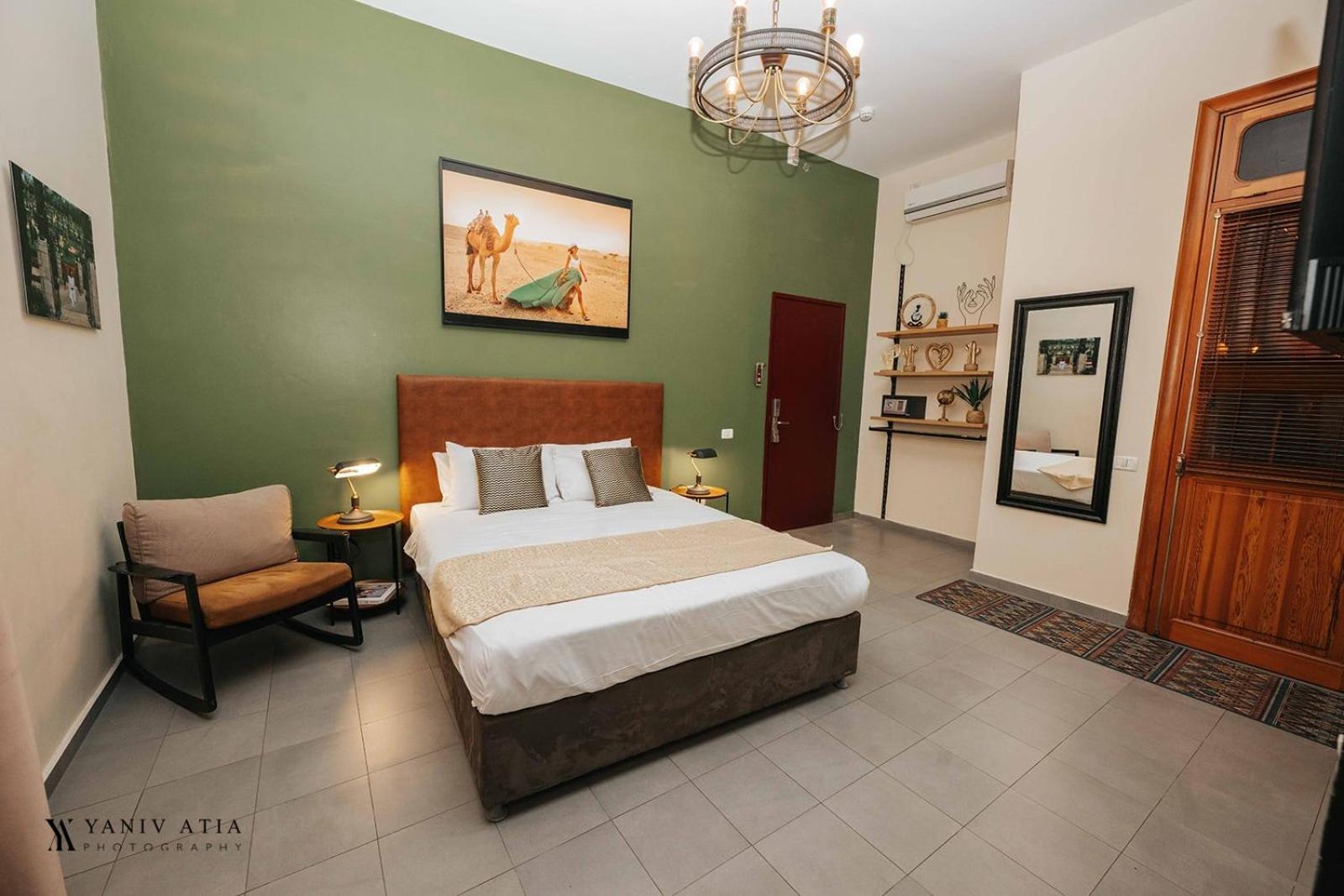 Inta Hotel (Adults Only) Tel Aviv Exteriör bild
