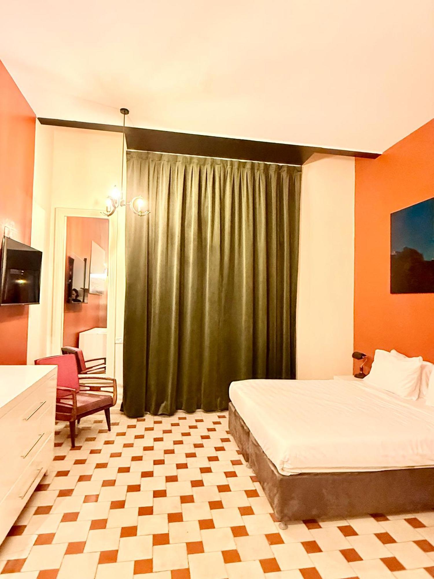 Inta Hotel (Adults Only) Tel Aviv Exteriör bild